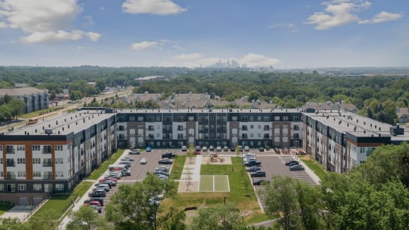 Axle Apartments | Apartments in Fridley, MN